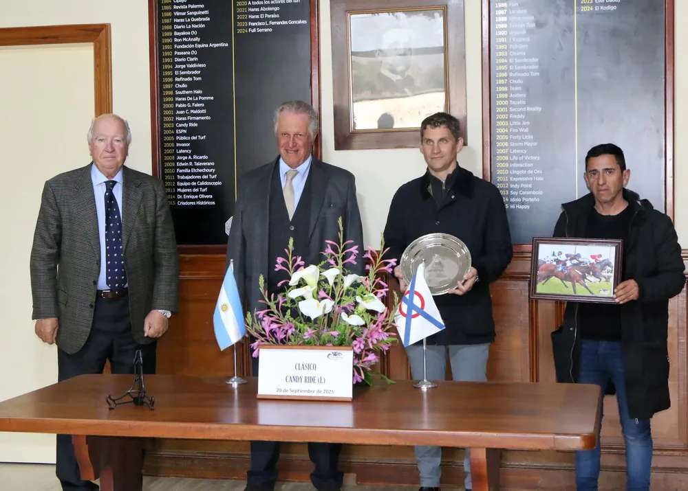 9° 07 THE OUTSIDER (6)