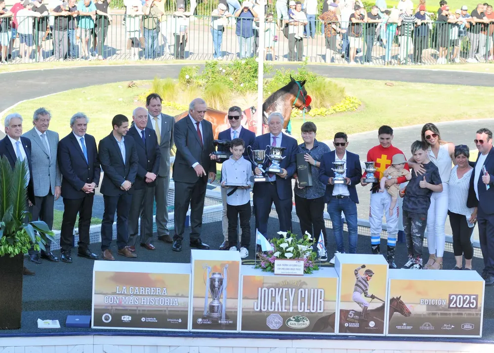 557545226_1221957719964603_3443364586675089027_n