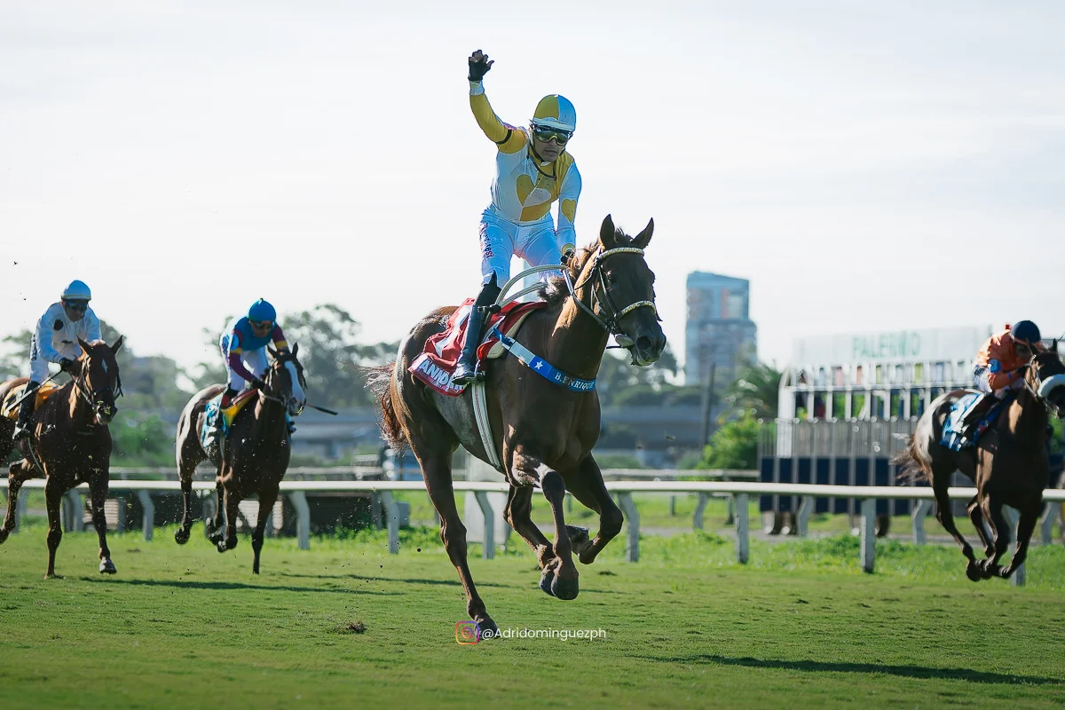 CLASICOS 4 DE ABRIL-1