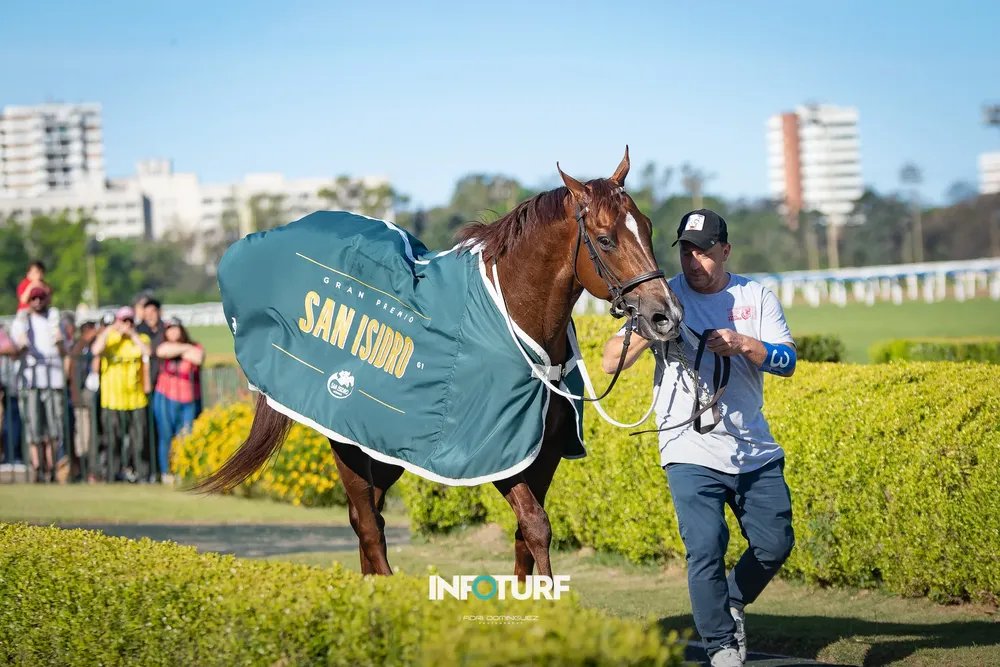 EARTH GOD - G.P. SAN ISIDRO (5)